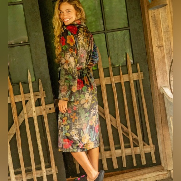 NWT NATURAL LIFE COZY BLANKET ROBE wildflowers midi SMALL - Picture 3 of 5